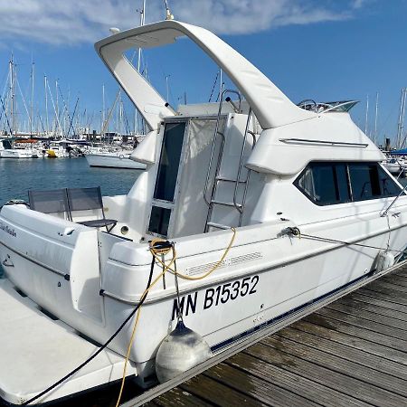 Nuit Insolite Sur Un Bateau Linge Et Menage Inclus ลาโรแชล ภายนอก รูปภาพ